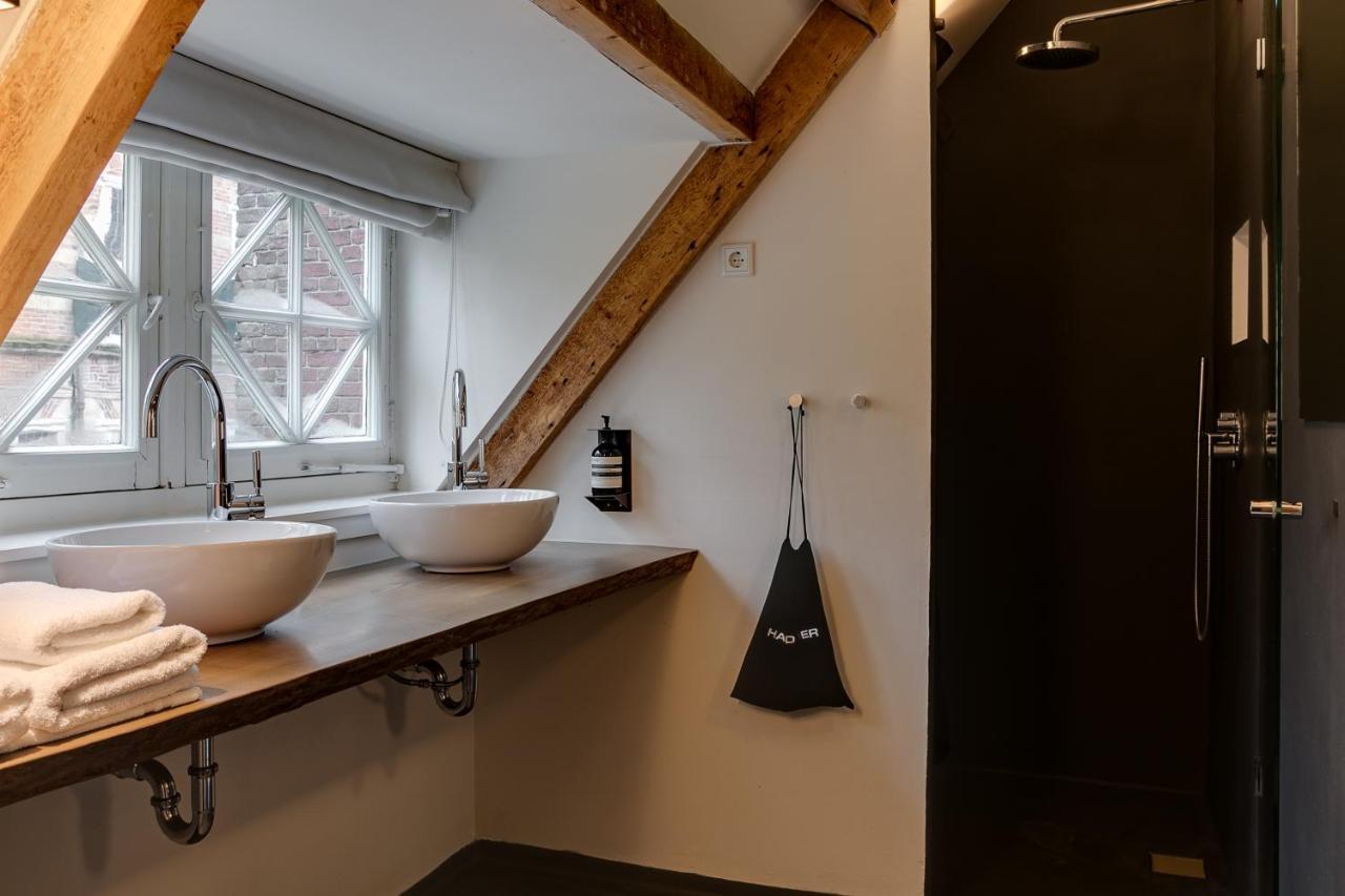 Vesting Hotel